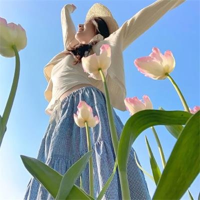 九尾藏不住